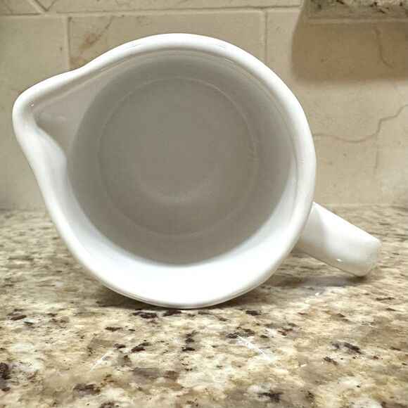 Popcorn Butter Melting And Pouring Pitcher From California Pantry 2014 - Picture 5 of 6